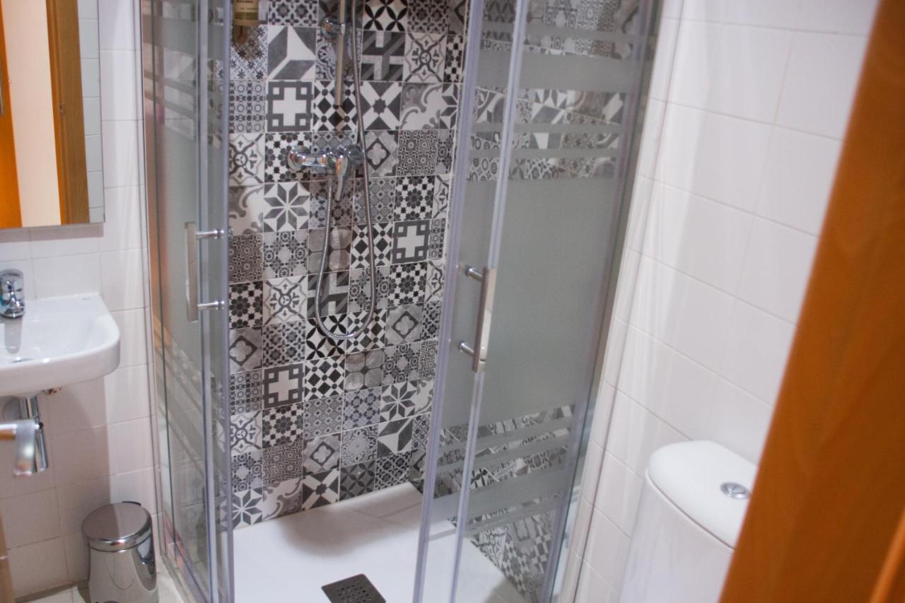 Hostal Cuentame Evolucion Auto Check In Burgos Exterior photo