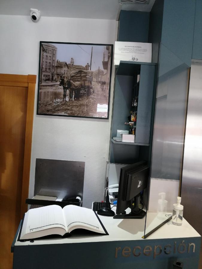 Hostal Cuentame Evolucion Auto Check In Burgos Exterior photo